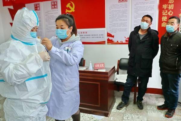 筑牢防控屏障 秦皇島醫(yī)護人員防護用品使用規(guī)范與知識普及